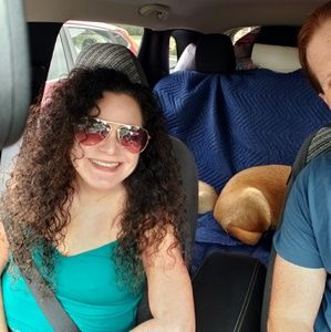 Meet your Posher, Sharon